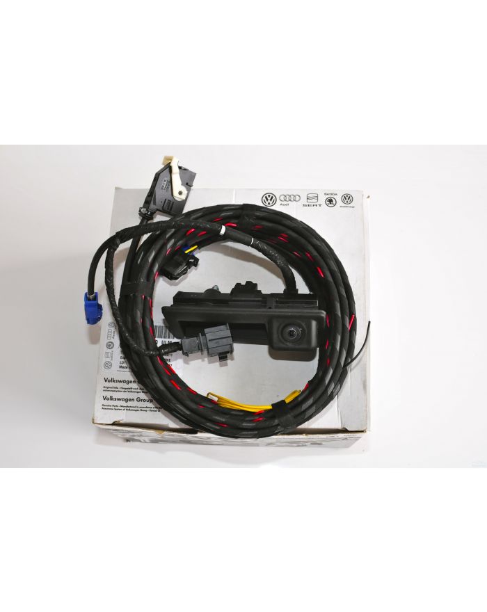 Genuine VW OEM Retrofit Kit - Rear Camera (Low) - T-Cross C11
