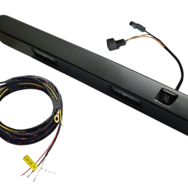 Genuine Volkswagen OEM Retrofit Kit - Rear View Camera (Low) - Crafter SY